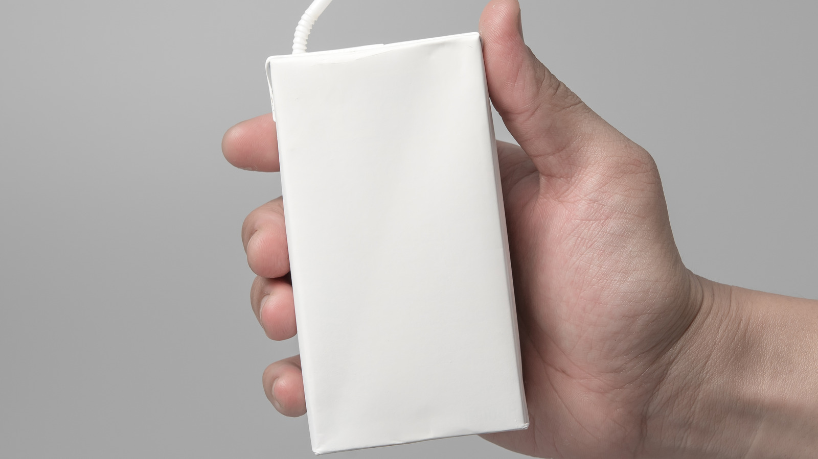 Here's Why You Don't Have To Refrigerate Juice Boxes