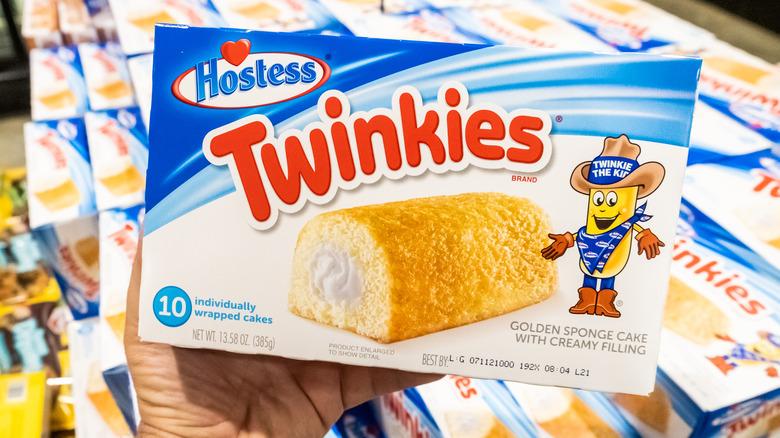 Person holding a Twinkies package