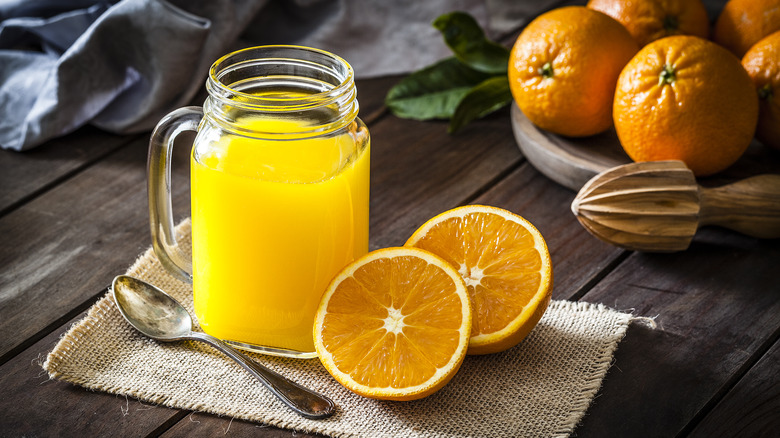 oranges, orange juice mason jar