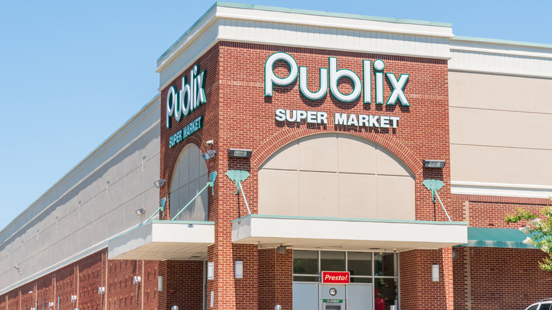 Publix storefront