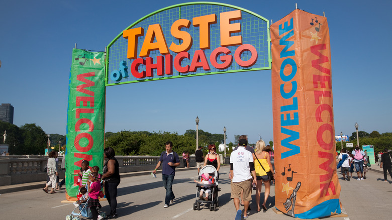 taste of Chicago festival entrance