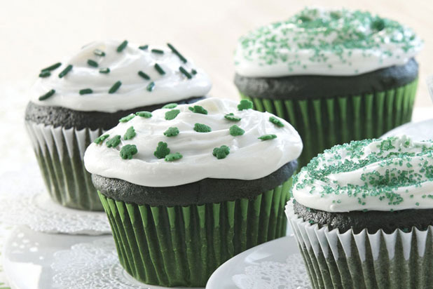 Easy Green Velvet Cupcakes