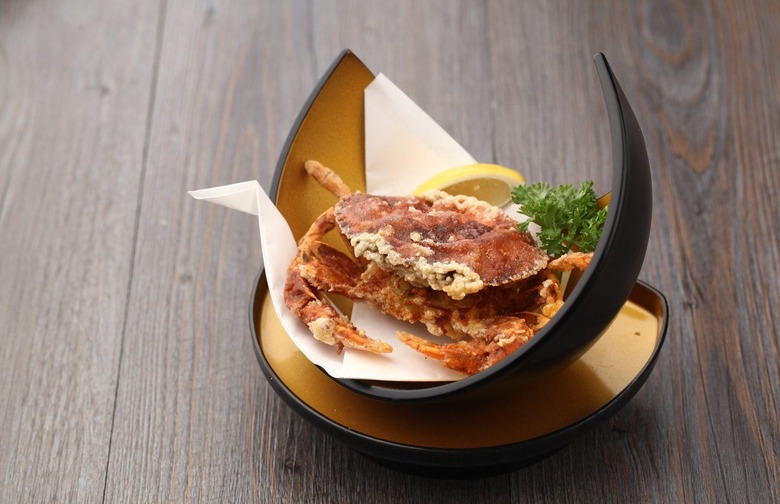 How to Buy and Cook Soft Shell Crabs