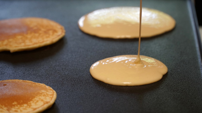 pancakes on an electric griddle