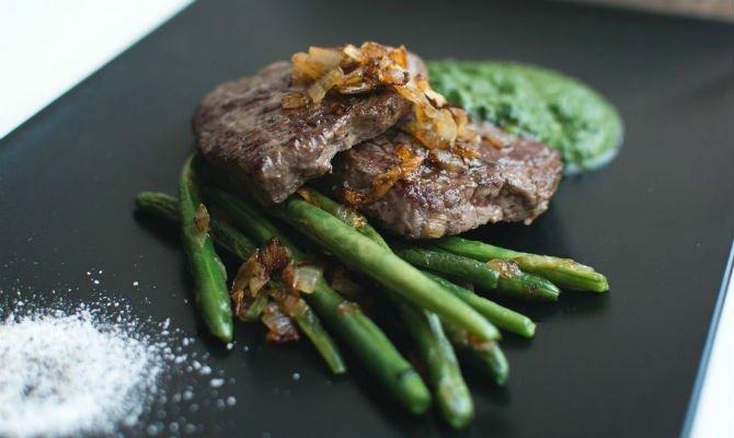 paleo at chain restaurants