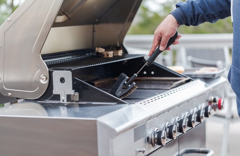 Clean your grill before cooking 