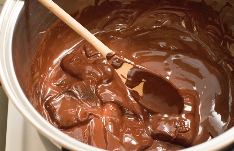 Add the melted chocolate