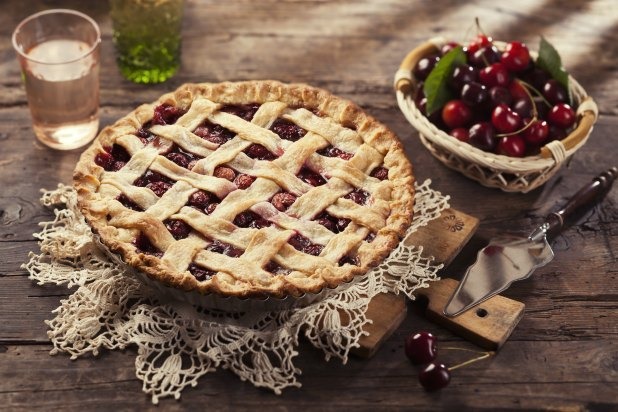 How to Make Your Thanksgiving Pies Picture-Perfect