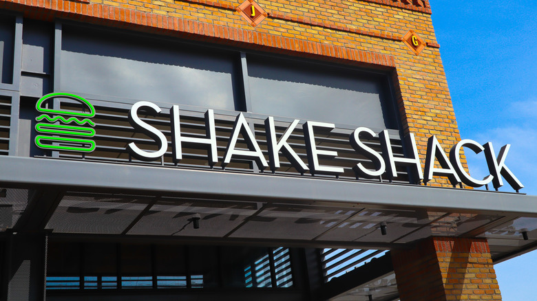 Shake Shack sign