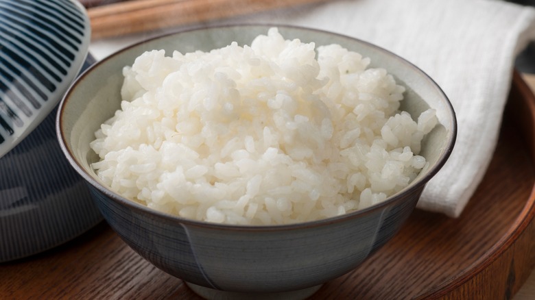 steamed rice in bowl