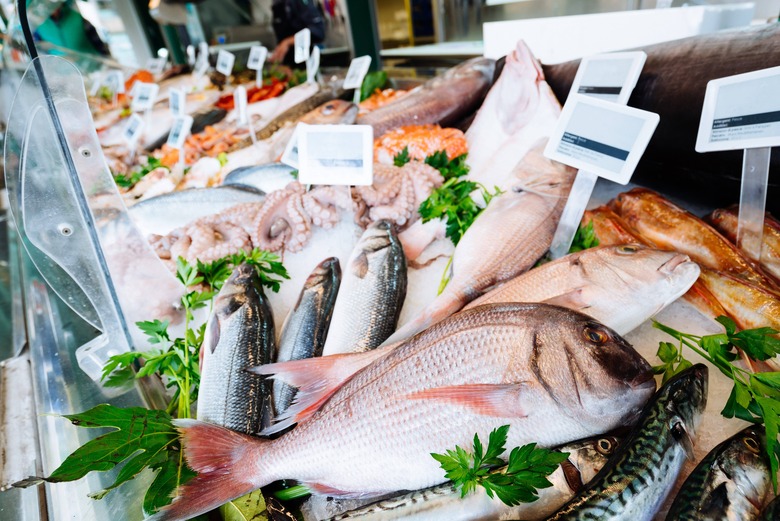 How to Select the Freshest Fish at the Fishmonger