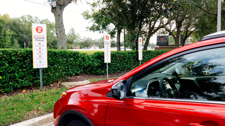 McDonald's Curbside Pickup