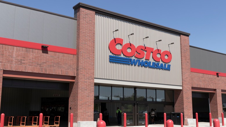 Costco warehouse