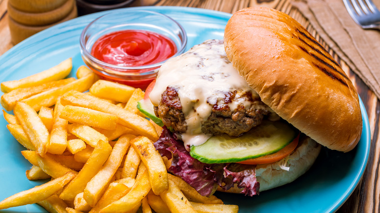 hamburger with fries