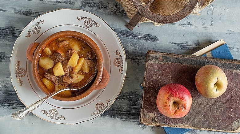 beef stew and apples