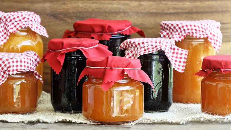 Jarred fruit jams and preserves 