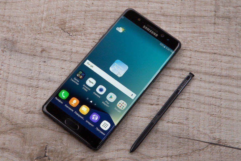 Is That a Bomb in Your Pocket or Just Your Smartphone? Why Airlines Hate the Samsung Galaxy Note 7