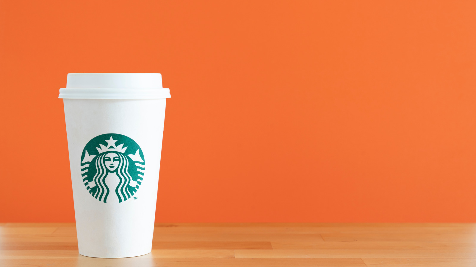 It Took Some Time, But A Starbucks Finally Got A Water Fountain - Vimarsana News