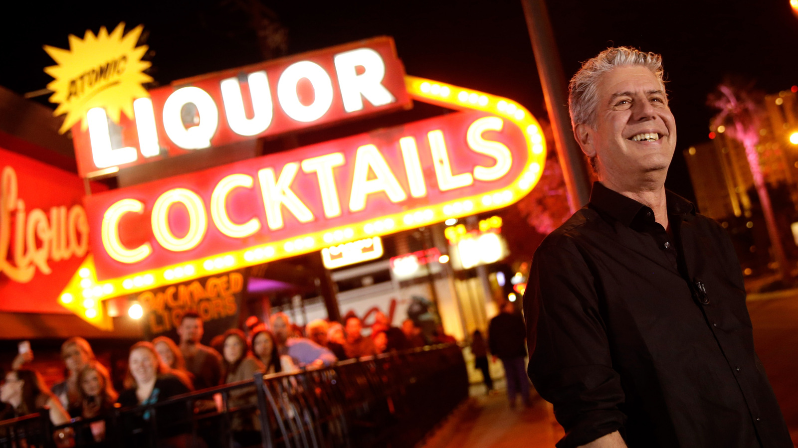 The Italian Cocktail Loved By Both Anthony Bourdain And Stanley Tucci