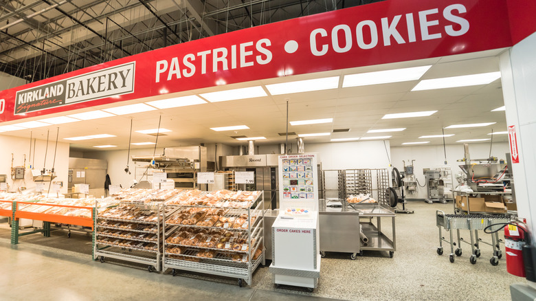 Costco bakery
