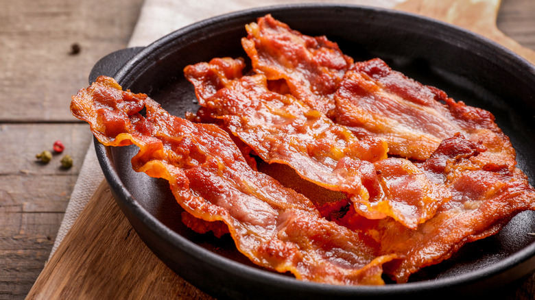 Cooked bacon