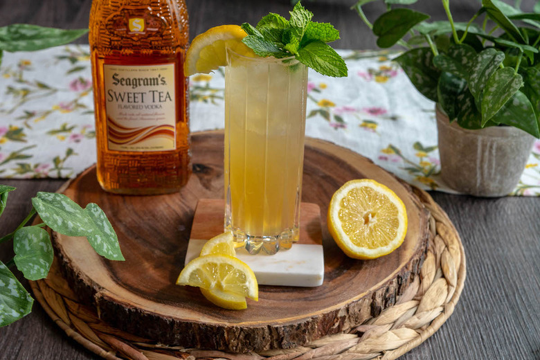 Kentucky Derby Cocktails Beyond the Mint Julep