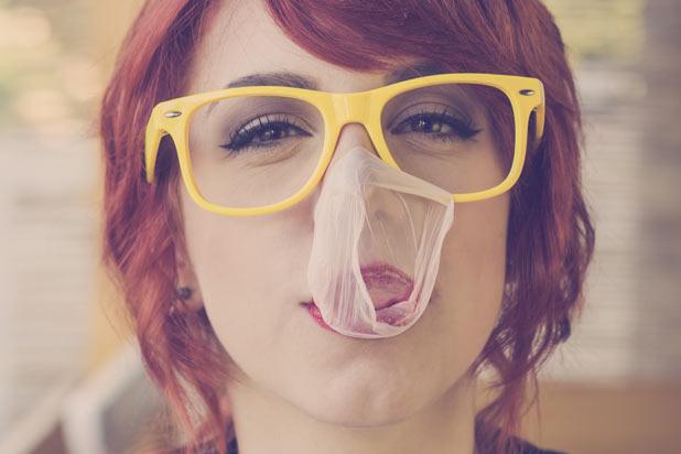 Chewing Gum at Night — Turkey