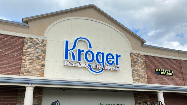 Kroger storefront