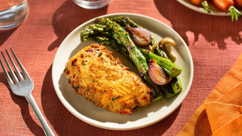 Upside Foods chicken with vegetables