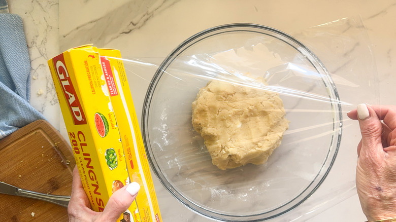 covering bowl with wrap