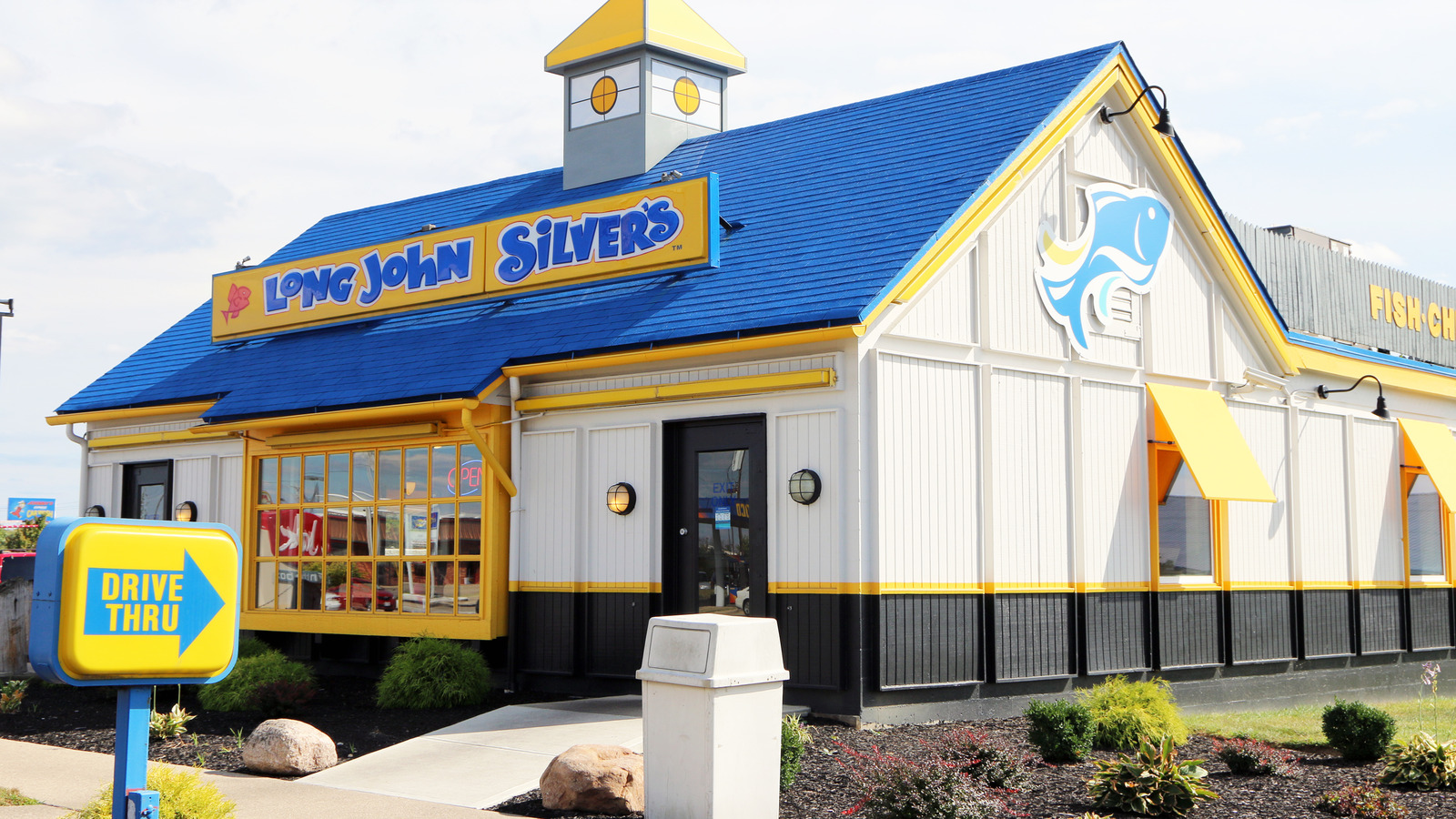 Long John Silver's Makes A Bold Choice To Team Up With The Cheesecake