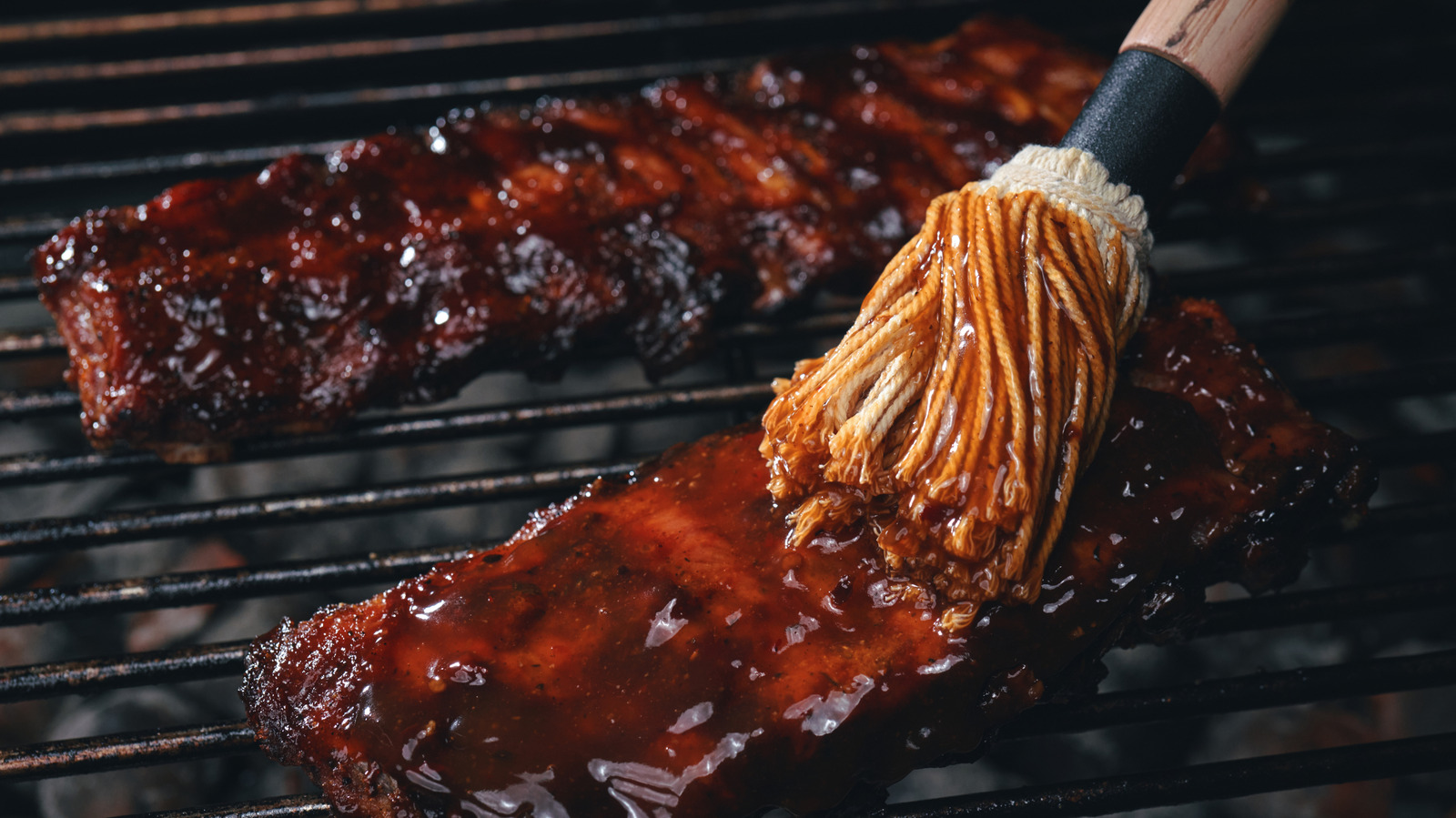 FoodWireDaily — Looking For A Store-Bought BBQ Sauce? Avoid This Red Flag Ingredient