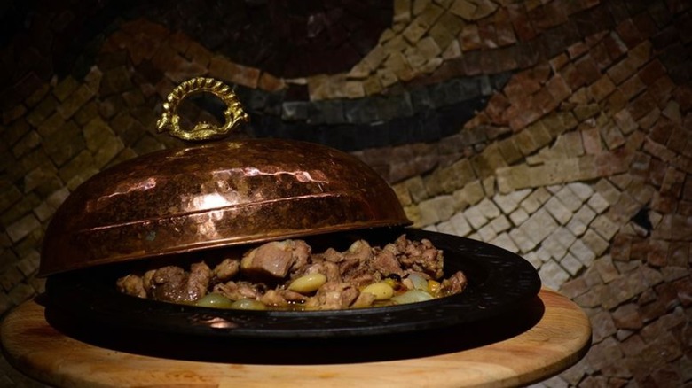 Mahmudiye in copper dish