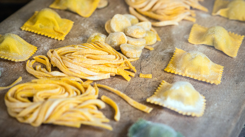 Make Fresh Pasta Shine By Opting For A Lighter Sauce