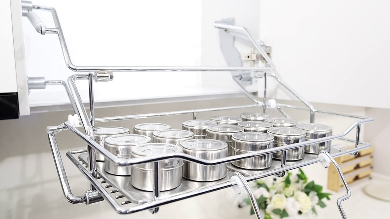 Pull out shelf in kitchen cabinet