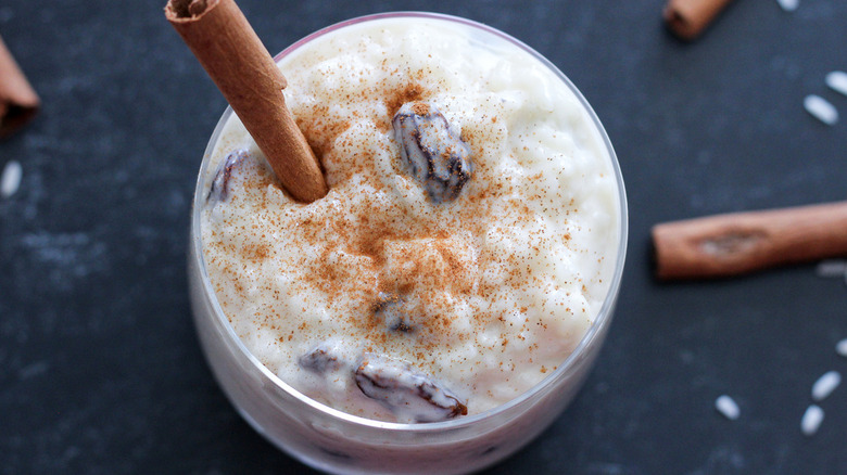 rice pudding with cinnamon sticks