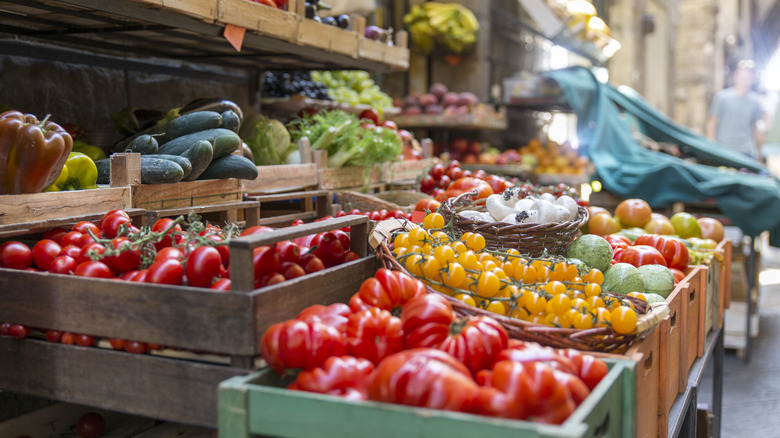 fruit and vegetable stand