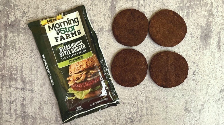 packaging with 4 burgers