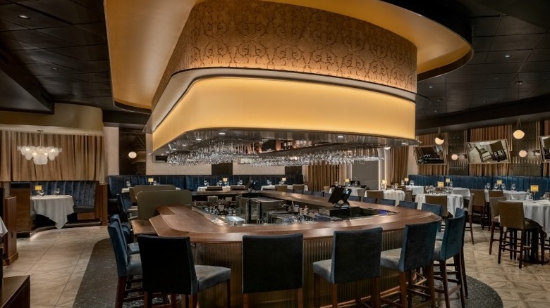 Eddie V's interior