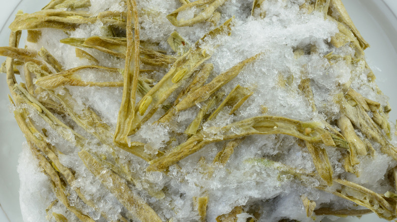 Frozen green beans with freezer burn