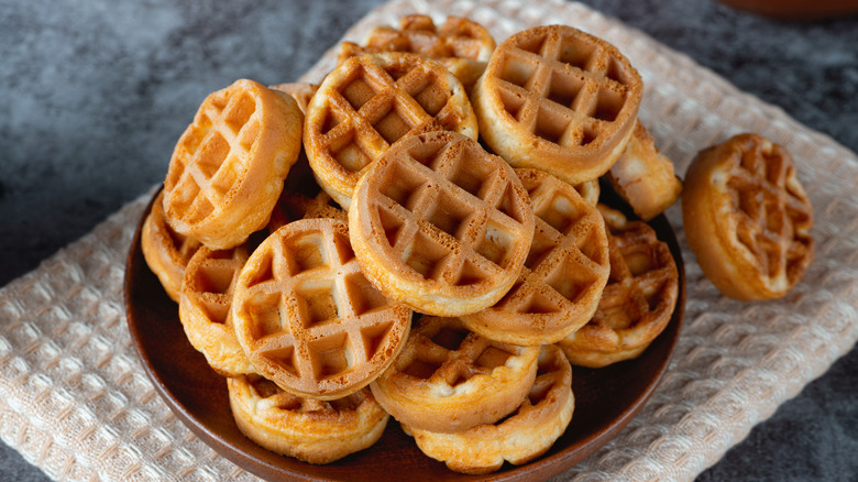 plate of round waffles