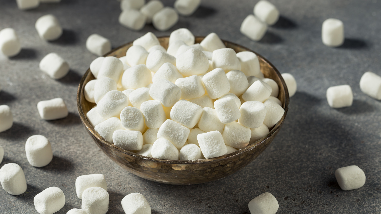 Need To Separate StuckTogether Marshmallows? Use Cornstarch