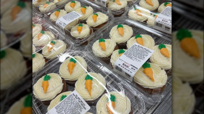 Mini Carrot Cakes