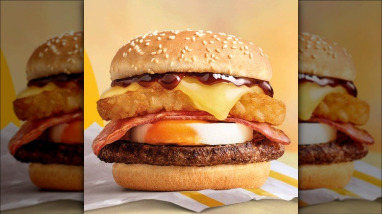 A big brekkie burger