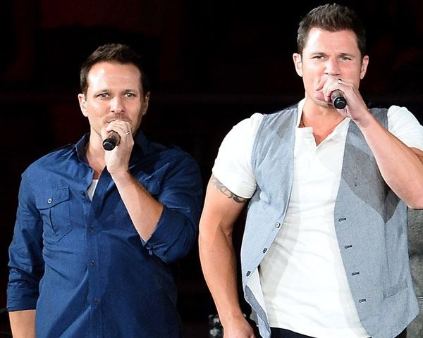Nick and Drew Lachey to Open Sports Bar, Star in Reality Show about It 