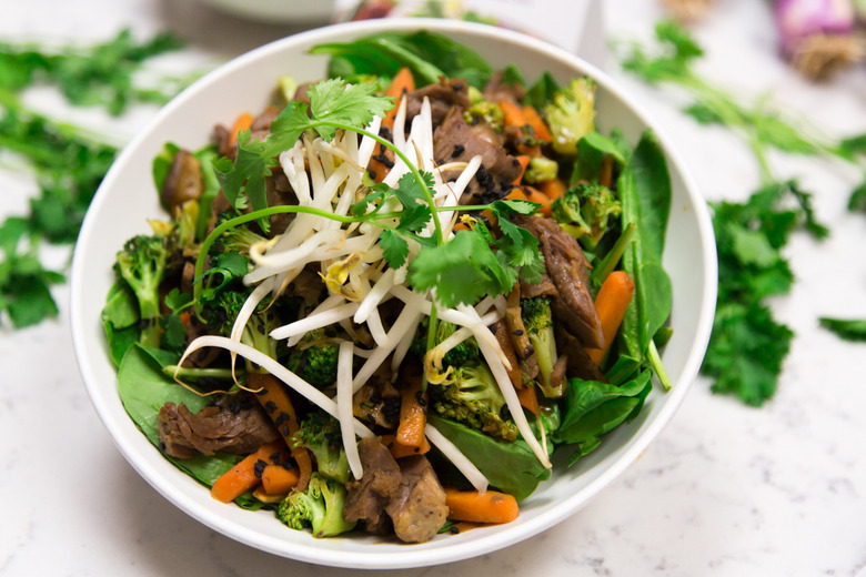 Buff Japanese Pan with Marinated Steak