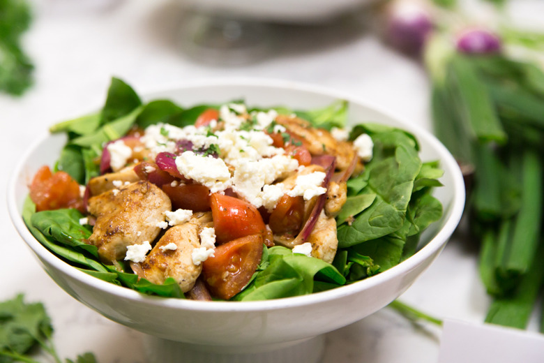 Buff Tuscan Fresca with Grilled Chicken Breast