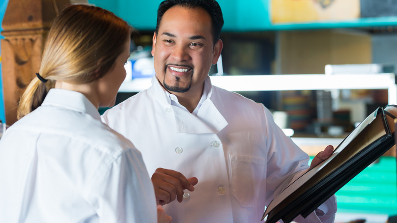 Server getting menu training