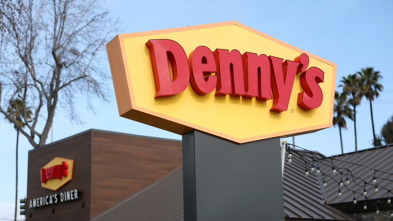 Denny's sign outside a restaurant