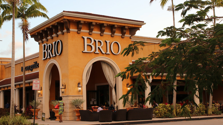 Brio Italian Grille restaurant exterior